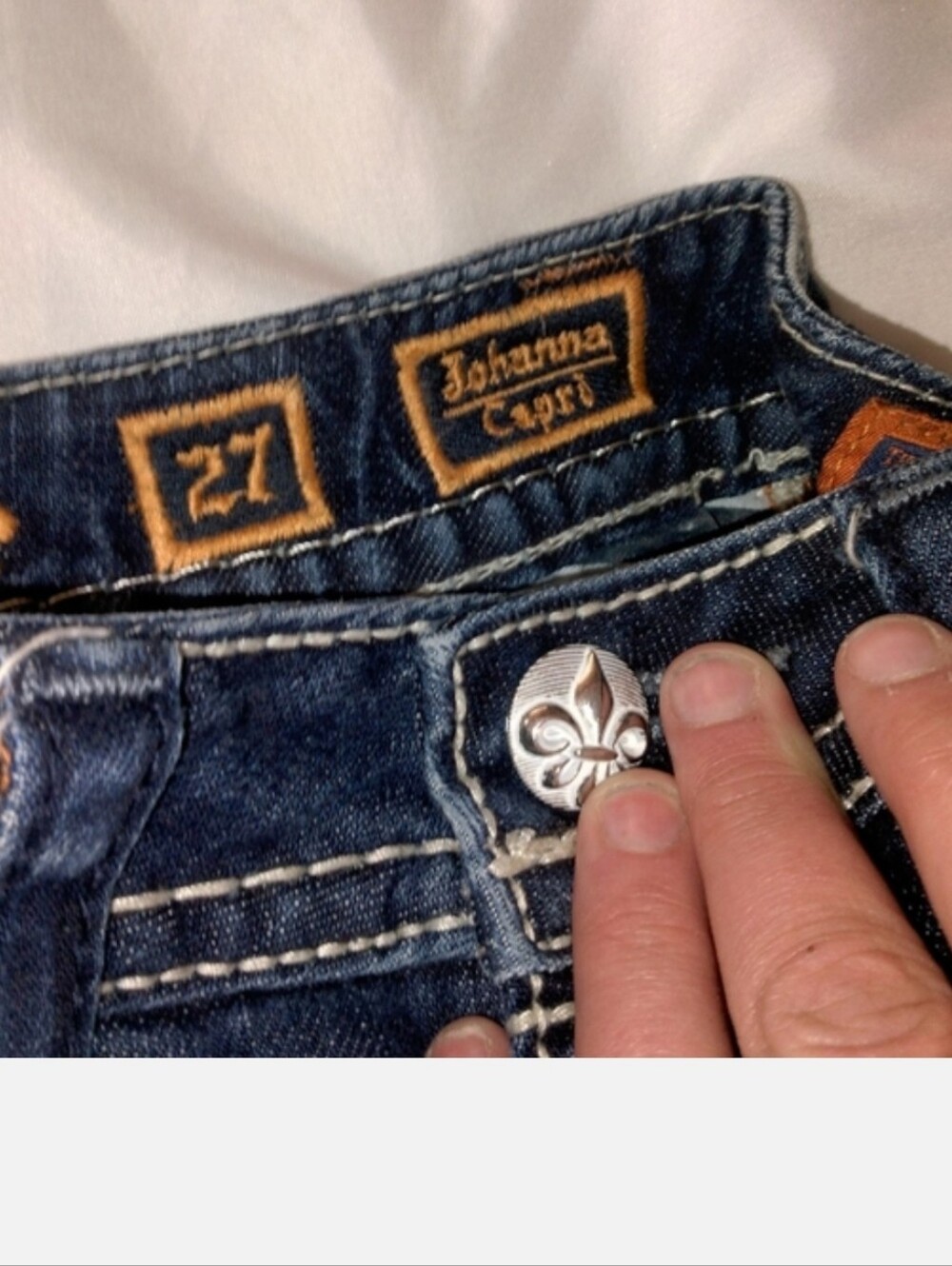 Rock Revival Dark Wash Capri Size 27 - Picture 5 of 9